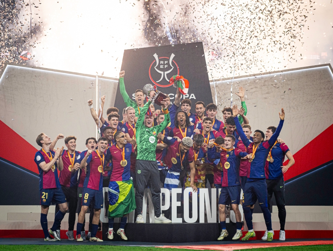 Barcelona menorehkan sejarah baru dalam rivalitas abadi dengan Real Madrid, setelah menang 5-2 di Final Piala Super Spanyol yang digelar di Jeddah pada 12 Januari 2025. (Foto: X/ @fcbarcelona)