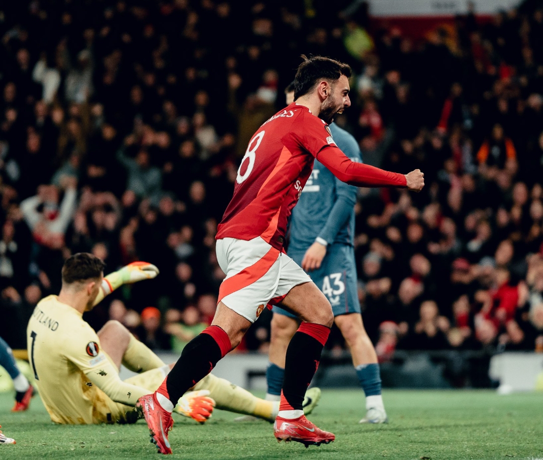Bruno Fernandes membawa Manchester United menang 2-1 atas Rangers dalam pertandingan Liga Europa di Old Trafford. (Foto: X/ @manutd)