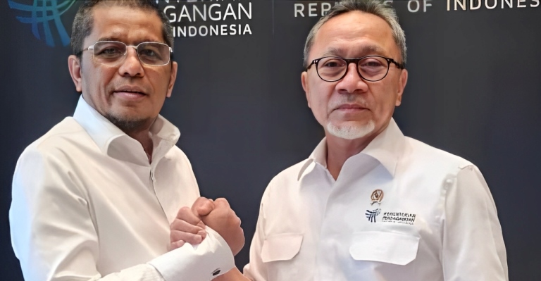 H Arisal Aziz bersama Menteri Koordinator Bidang Pangan, Zulkifli Hasan.