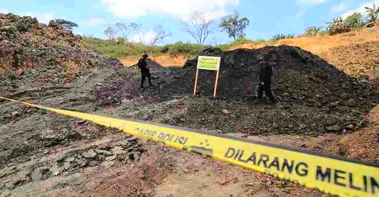 Pemberian izin pertambangan rakyat masih menuai pro dan kontra. Keberadaannya dinilai bisa berkontribusi terhadap kerusakan lingkungan. DOKUMEN KALTIM POST
