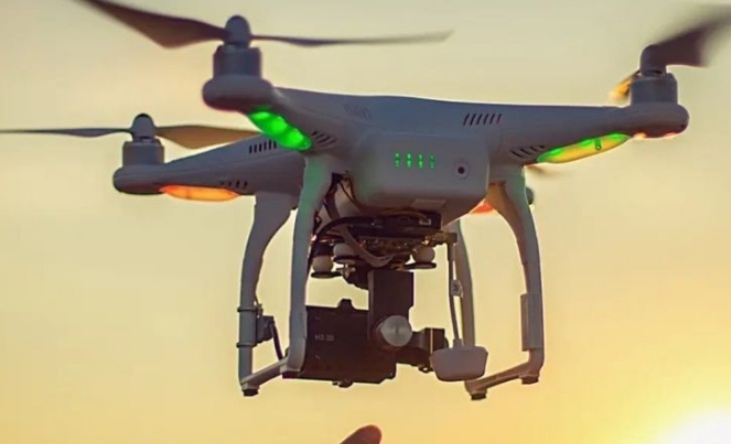 Pengoperasian pesawat udara tanpa awak (drone) di ruang udara yang diatur dalam wilayah Indonesia berdasar Permen Perhubungan Nomor PM 37 Tahun 2020. / pinterest
