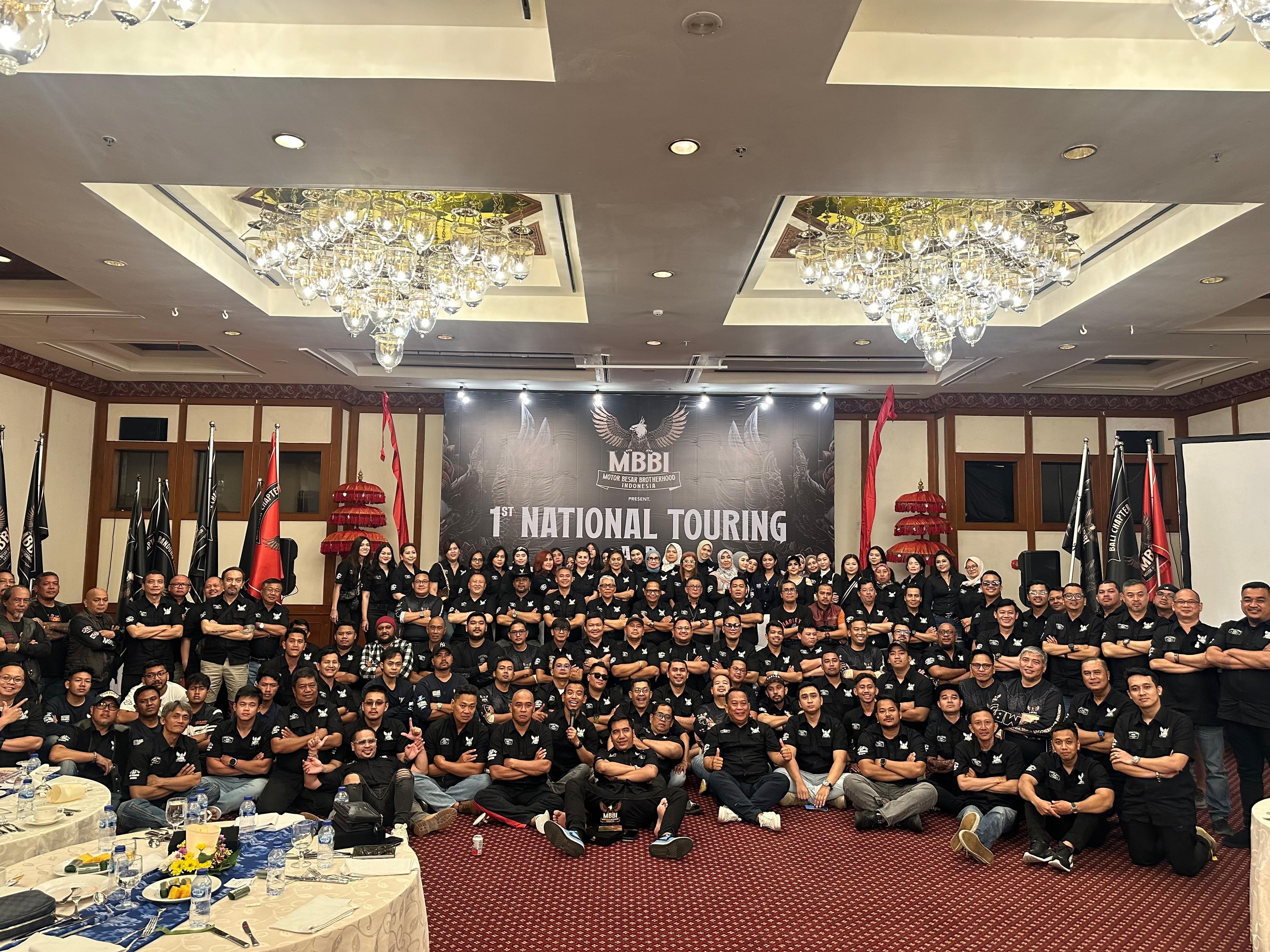 Motor Besar Brotherhood Indonesia (MBBI) jadi komunitas terbanyak yang menghadiri Indonesia Harley Fest 2025 yang berlangsung di Pantai Melasti, Bali, Sabtu (15/2/2025).