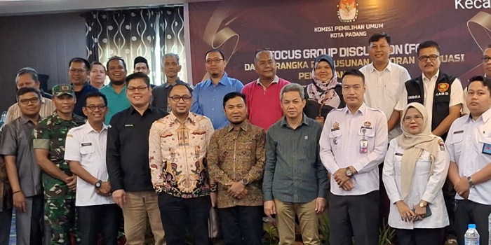 Peserta FGD KPU Padang, Rabu (19/2/2025).