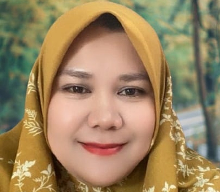 Sisri Idawati, S.Pd, UPT SDN 04 Lawang Mandahiling.(TIM LAMAN GURU)