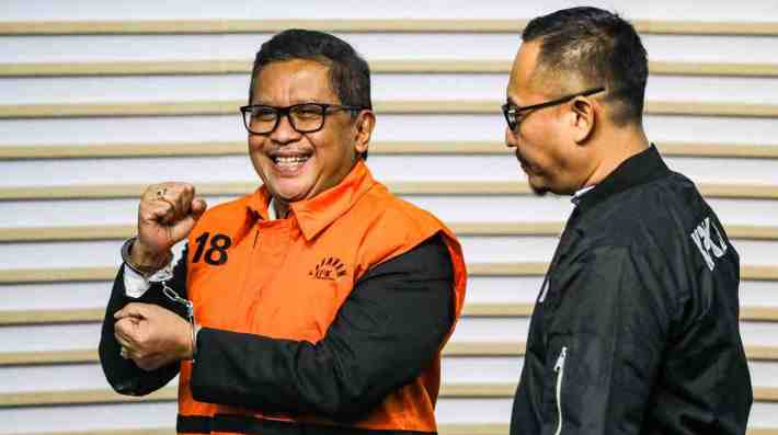 Hasto Kristiyanto ditahan Komisi Pemberantasan Korupsi (KPK), pada Jumat malam (21/2/2025). (Foto Salman Toyibi/Jawapos)