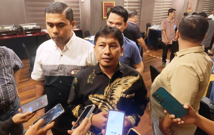 Hamdanus dan Anandya Dipo Pratama secara resmi mengumumkan kolaborasi mereka dalam pencalonan sebagai Ketua dan Sekretaris KONI Sumatera Barat.