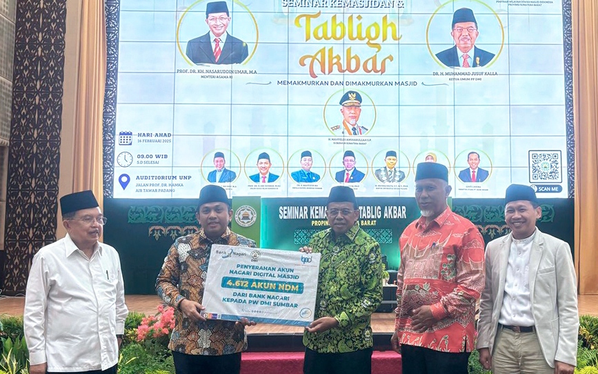 Bank Nagari kerja sama dengan Dewan Masjid Indonesia (DMI) Sumbar untuk penggerak transformasi digital masjid. (Foto: Humas)