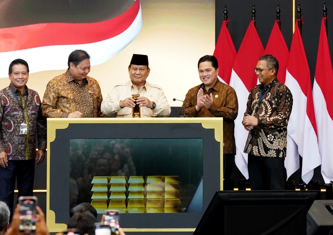 Presiden RI Prabowo Subianto meresmikan layanan Bank Emas dari PT Bank Syariah Indonesia Tbk (BSI), bank syariah pertama yang menghadirkan layanan perbankan emas di Indonesia.(Foto. Corcom)