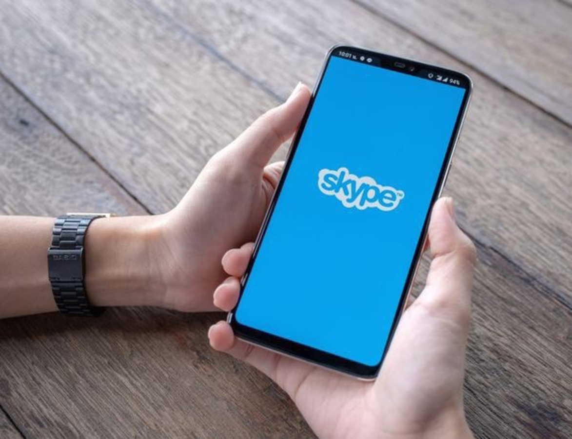 Ilustrasi aplikasi Skype.