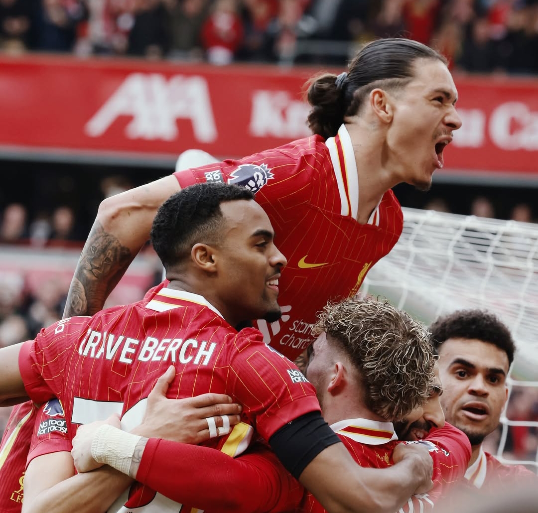 Darwin Nunez usai mencetak gol penyama kedudukan dalam kemenangan Liverpool vs Southampton 3-1, Sabtu malam (8/3). (Foto: Liverpool FC)