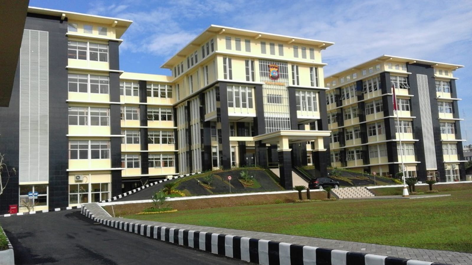 Mapolda Sumbar