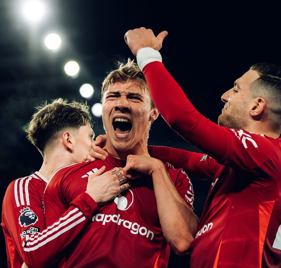 Rasmus Hojlund mengakhiri puasa golnya selama 21 pertandingan saat mencetak gol ke gawang Leicester City pada Senin (17/3). (Foto: Instagram Rasmus Hoejlund)