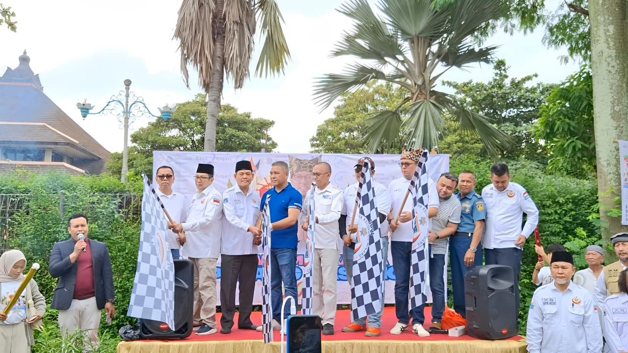 Ikatan Keluarga Minangkabau (IKM) Jakarta menyelenggarakan mudik gratis bertajuk &rdquo;Pulang Basamo 2025&rdquo; bagi perantau-perantau yang ada di Jakarta.