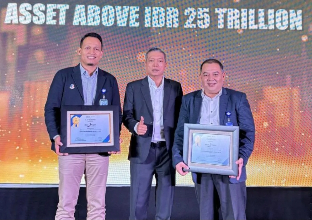 dua penghargaan dalam ajang 14th Infobank-Isentia Digital Brand Awards 2025, di Shangri-La Hotel, Jakarta, Kamis (20/3/2025). (Foto: Humas)