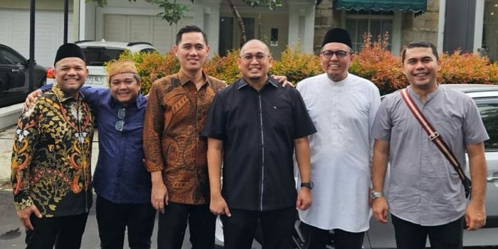 Andre Rosiade menggelar halalbihalal yang juga dihadiri alumni Hipmi.