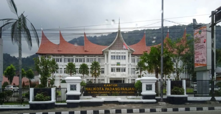 Balai Kota Padangpanjang, Provinsi Sumatera Barat.