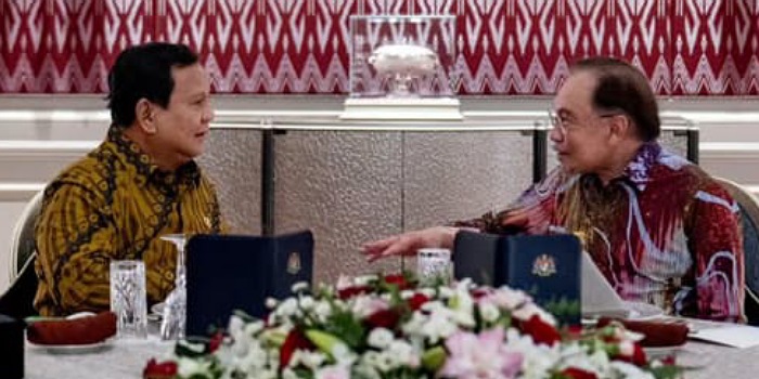 Presiden Prabowo adakan pertemuan dengan Pedana Menteri Malaysia Anwar Ibrahim, Minggu (6/4/2025), bahas tarif baru AS (foto: Ig/Sekretariat.kabinet)