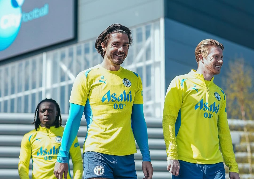 Para pemain Manchester City latihan jelang laga Liga Inggris menghadapi Crystal Palace, di Etihad Stadium, Sabtu (12/4/2025) pukul 18.30 WIB.(Foto: Instagram @mancity)