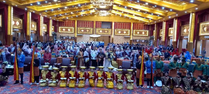 Salah satu bentuk acara perpisahan siswa di Kota Padang. (ist)