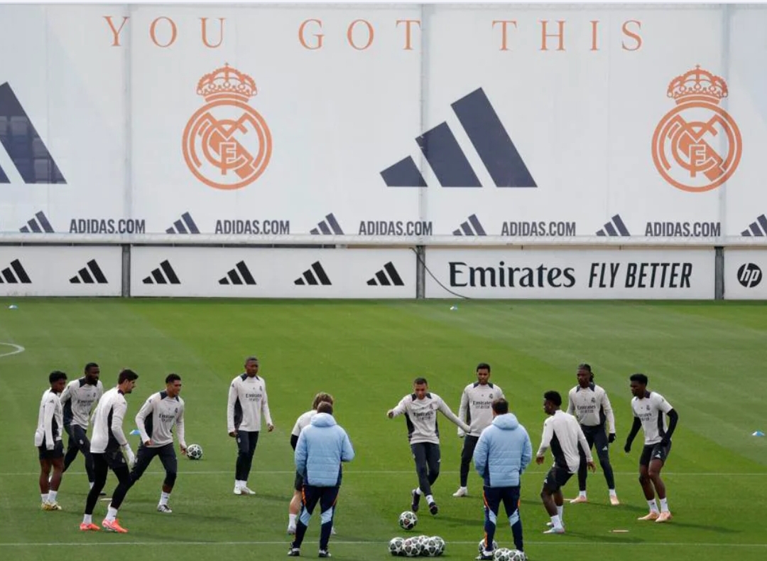 Real Madrid latihan jelang leg kedua perempat final Liga Champions UEFA 2025 melawan Arsenal di Santiago Bernabeu, Kamis (17/4) pukul 02:00 WIB.(Foto: UEFA.com)