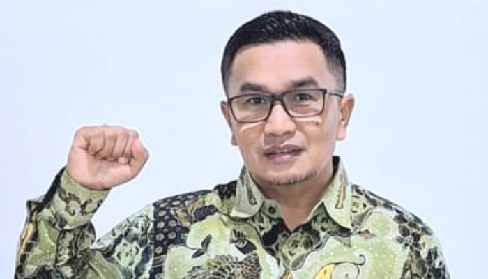 Direktur Utama PT BPR Dharma Nagari, Yusmardi Efendi.