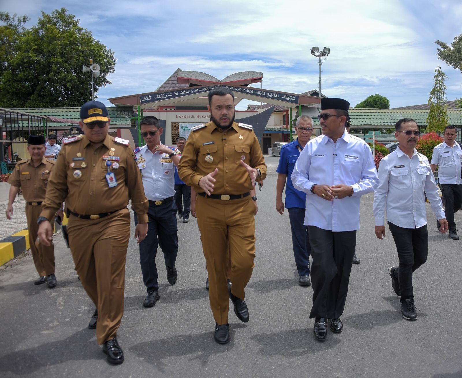 Wako Padang Fadly Amran dan jajaran meninjau kesiapan sarana dan prasarana Asrama Haji Embarkasi Padang.