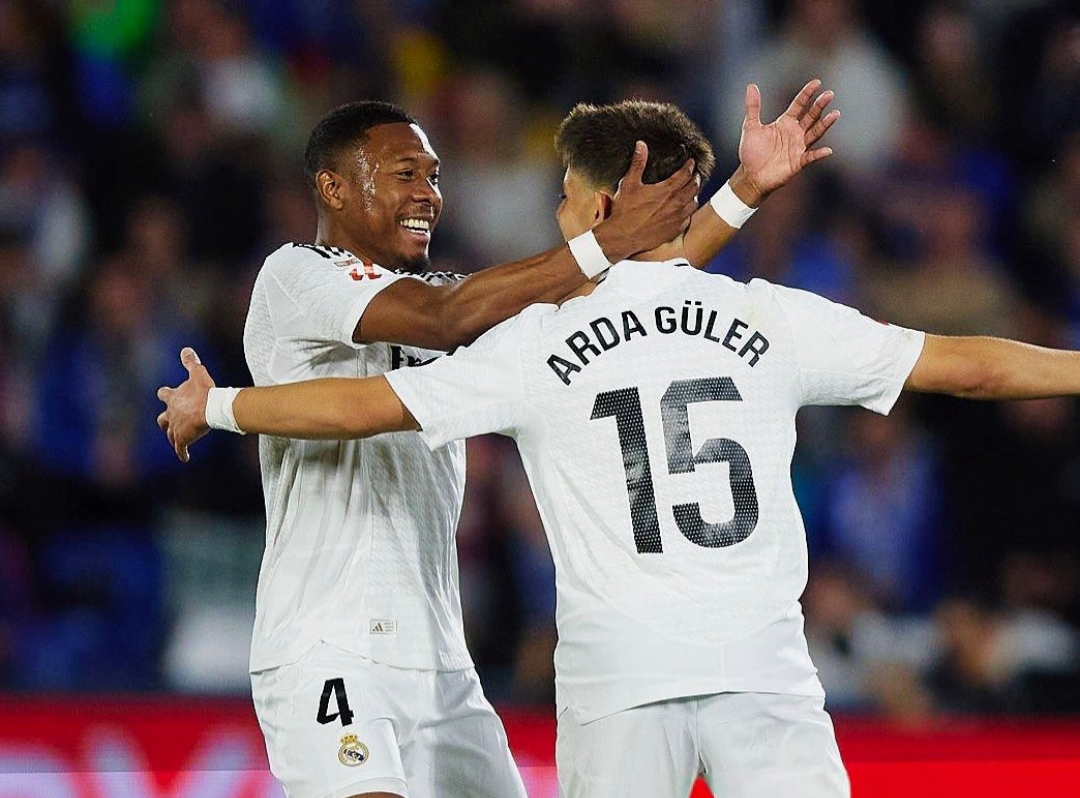 David Alaba bersama Arda Guler yang mencetak gol tunggal kemenangan Real Madrid atas Getafe. (Foto: Instagram @davidalaba)