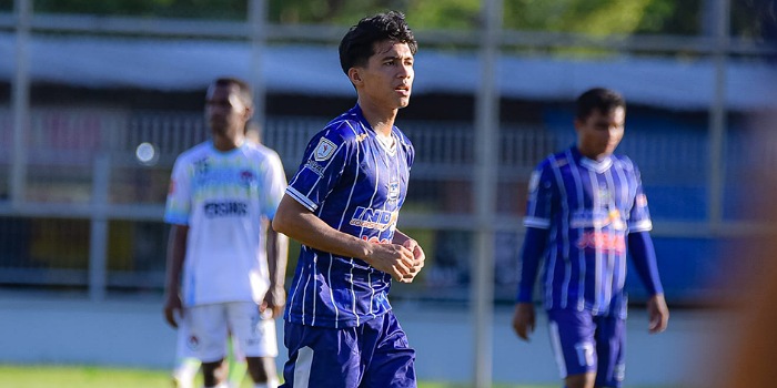 Atthorik Sonit, cetak gol penting saat Josal hadapi Persema Malang.