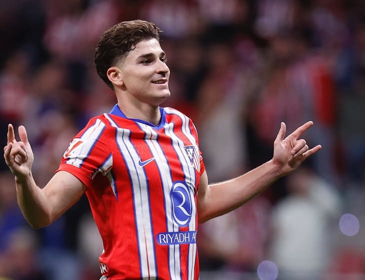 Julian Alvarez mencetak satu gol dalam kemenangan Atletico Madrid 3-0 atas Rayo Vallecano di jornada ke-33 La Liga. (Foto: @atleticomadrid)