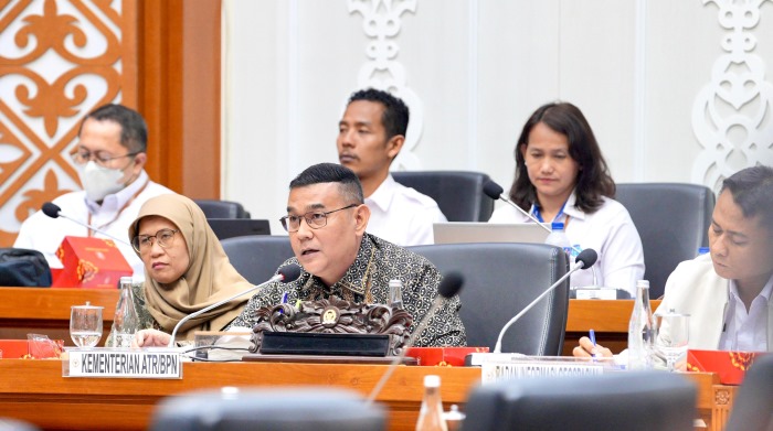 Wamen Ossy Dermawan hadiri rapat Rapat Kerja dan RDP Badan Legislasi RI dalam rangka penyusunan perubahan atas UU Nomor 16 Tahun 1997 tentang Statistik, Senin (28/04/2025).