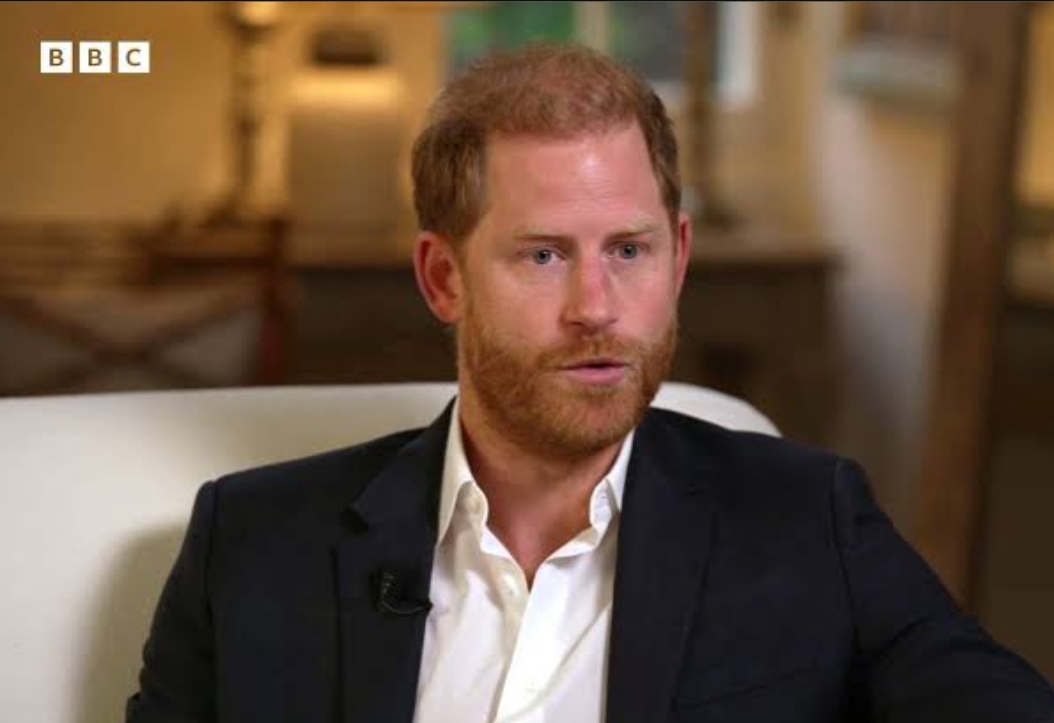 Pangeran Harry saat wawancara eksklusif dengan BBC News, Jumat (2/5/2025). (Foto: bbc.com)