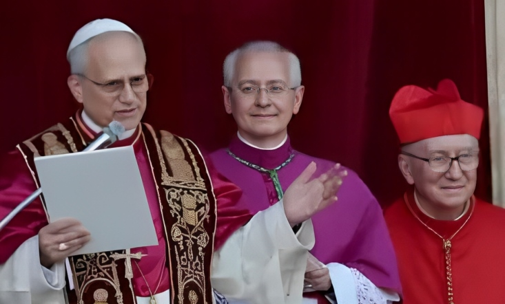 Konklaf 2025 memutuskan Robert Francis Prevost (kiri) sebagai Paus baru pada 8 Mei 2025, setelah pemungutan suara di Kapel Sistina, Vatikan. (Foto: news.sky.com)