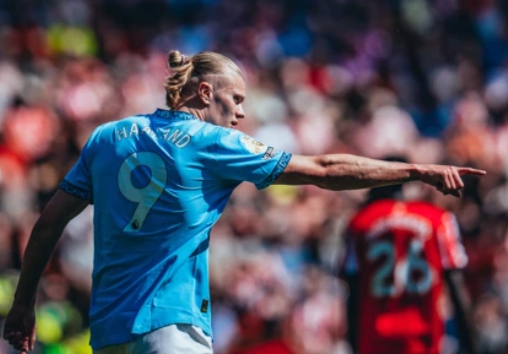 Erling Haaland ke lapangan saat Manchester City menghadapi Southampton, Sabtu (10/5), setelah absen enam pekan karena cedera.(Foto: mancity com)