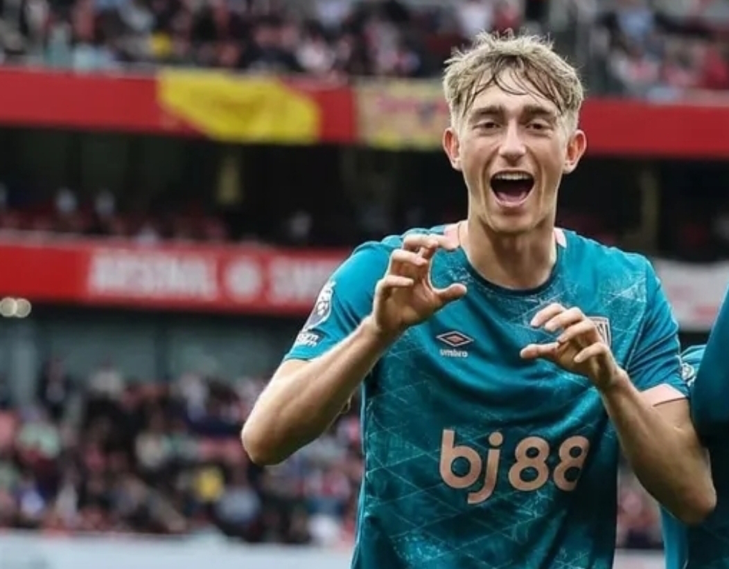 Real Madrid memperkuat lini pertahanan menjelang Piala Dunia Antarklub dengan mendatangkan Dean Huijsen dari Bournemouth. (Foto: Instagram@deanhuijsen)