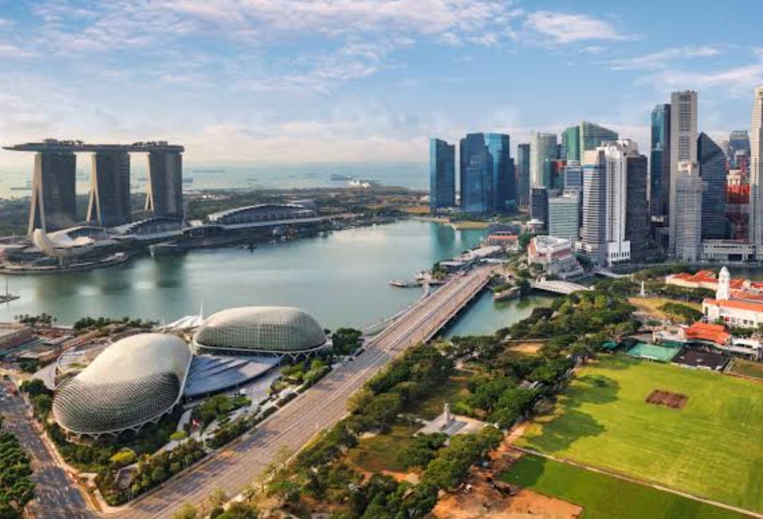 Singapura dinobatkan sebagai kota paling bahagia ketiga di dunia untuk tahun 2025, menurut laporan terbaru Happy City Index. (Foto: We Build Value)