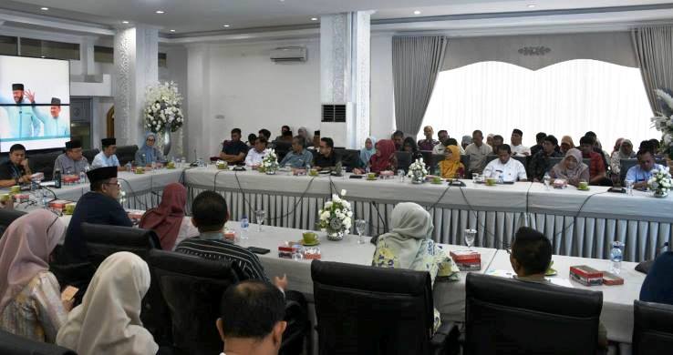 Rapat Koordinasi Pelaksanaan MBG diikuti Kepala Regional SPPI BGN Sumbar, Rahmad Ikhsan, bersama Wakil Wali Kota Padang Maigus Nasir, Jumat (16/5/2025).