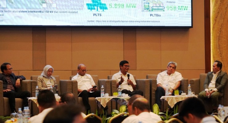 Forum Investasi 2025 bertema &ldquo;Potensi EBT Sumatera Barat untuk Peningkatan Ekosistem Data Center dan Industri Digital Berkelanjutan&rdquo; yang digelar di Padang, Rabu (21/5/2025).