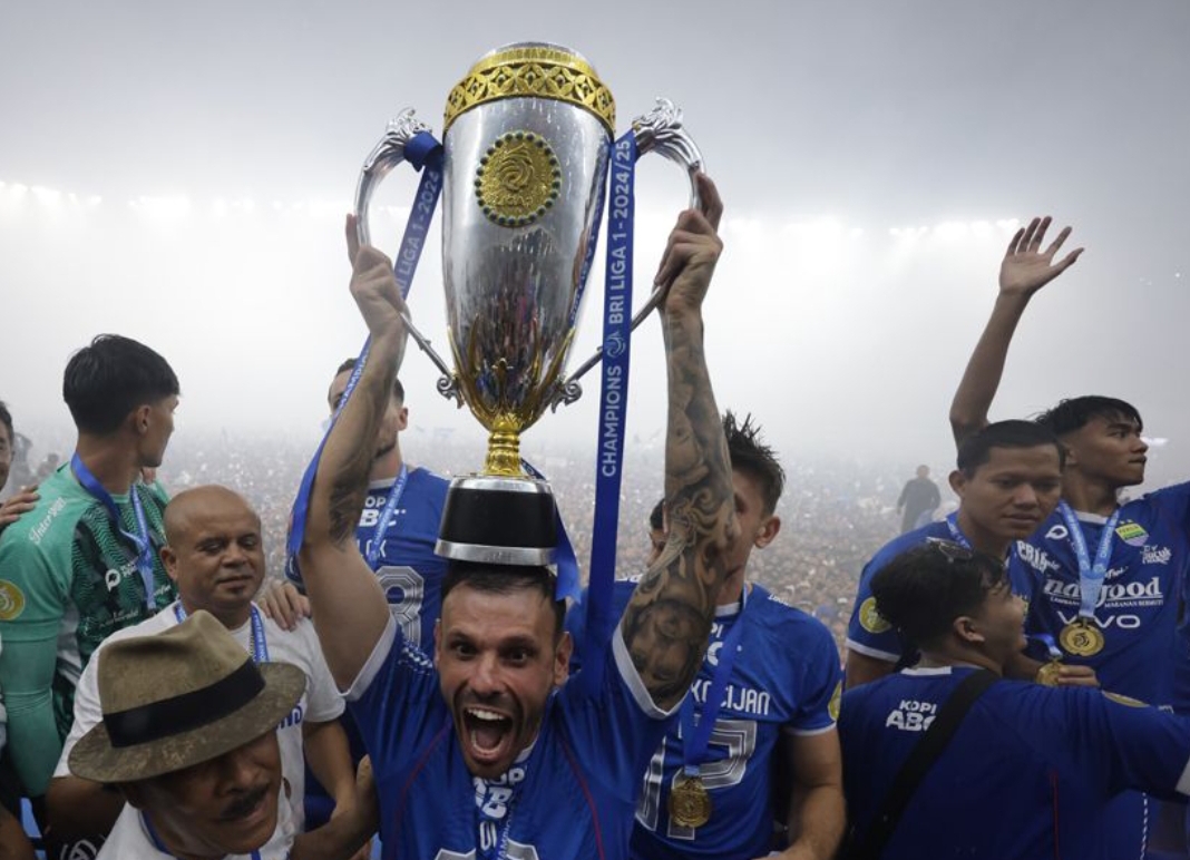 Gelandang serang Persib Bandung, Tyronne del Pino menjadi pemain terbaik Liga 1 2024/2025. (Foto: PERSIB.co.id/Barly Isham)