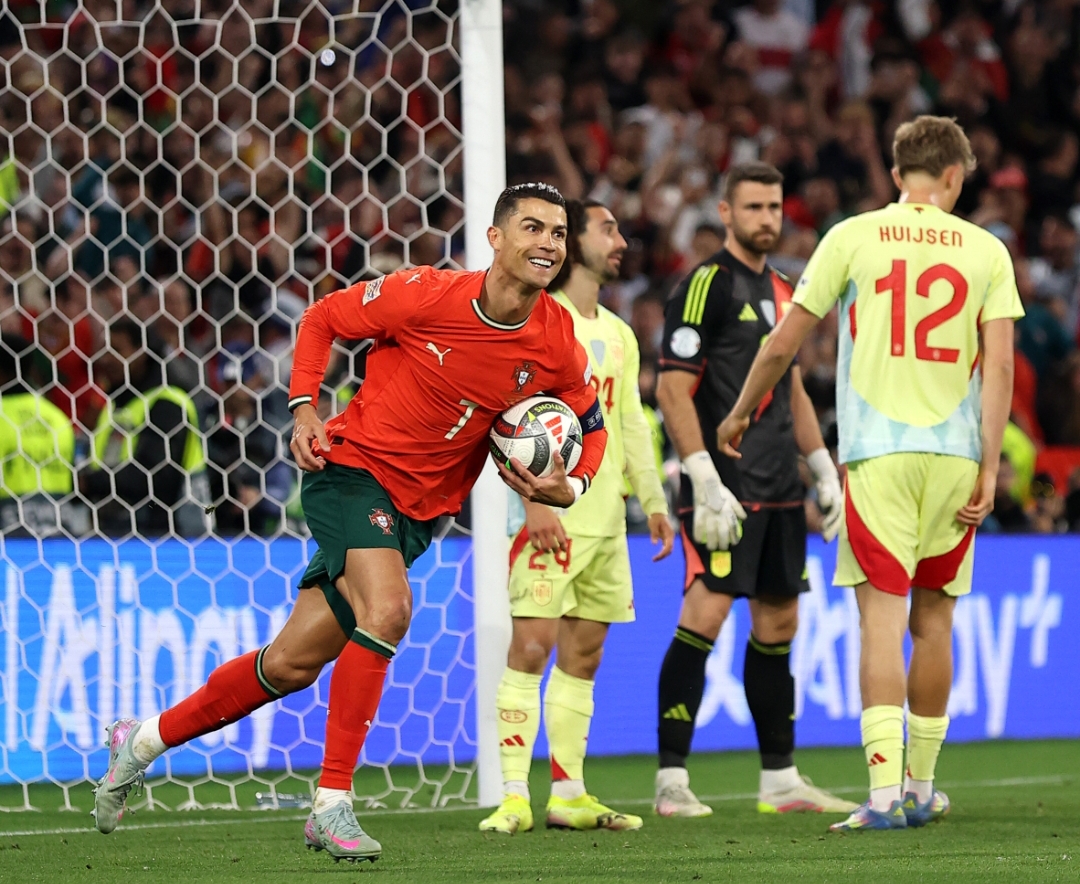 Cristiano Ronaldo mencetak gol penyama kedudukan 2-2 di babak kedua Final Nations League 2025 antara Portugal dan Spanyol, di Munich.(Foto: UEFA)