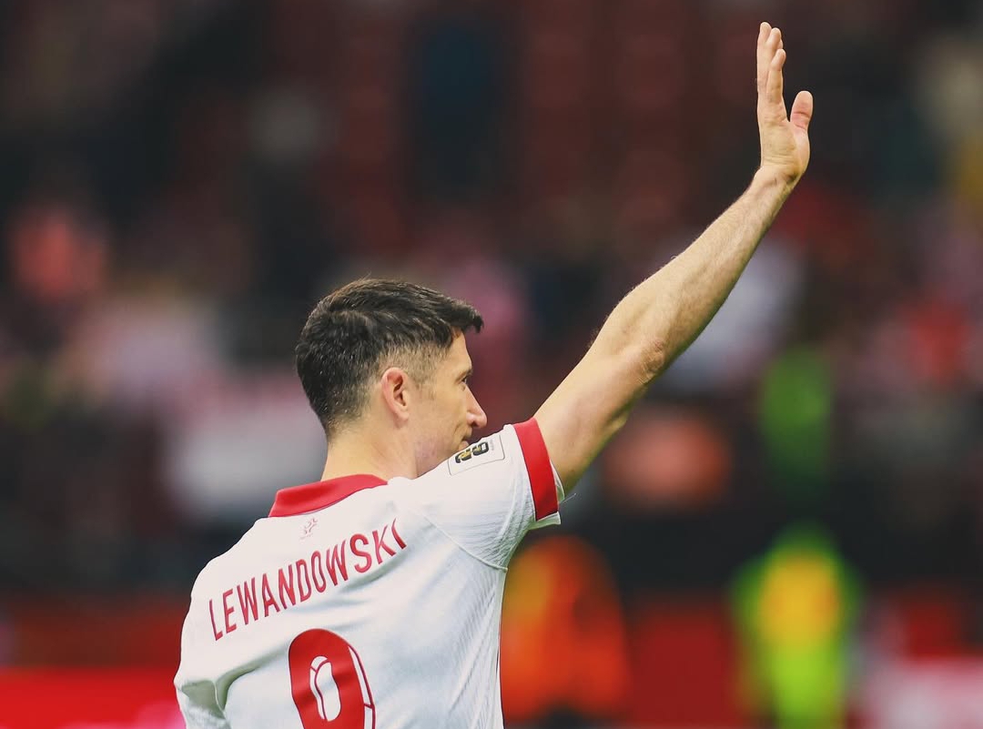 Robert Lewandowski dari tim nasional Polandia karena konflik dengan sang pelatih. (Foto: Instagram  @_rl9)
