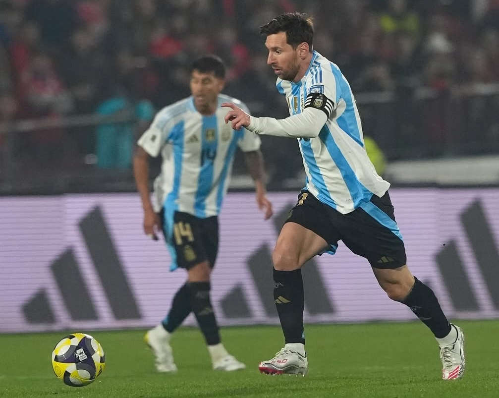 Lionel Messi bakal memimpin Argentina menghadapi Kolombia di Kualifikasi Piala Dunia 2026 di Stadion Monumental, Buenos Aires, Rabu (11/6/2025) pukul 07:00 WIB.(Foto: Instagram @leomessi)