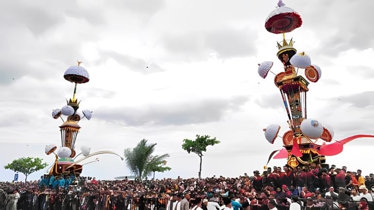 Puncak Pesona Budaya Hoyak Tabuik. (Dok Kominfo Pariaman)