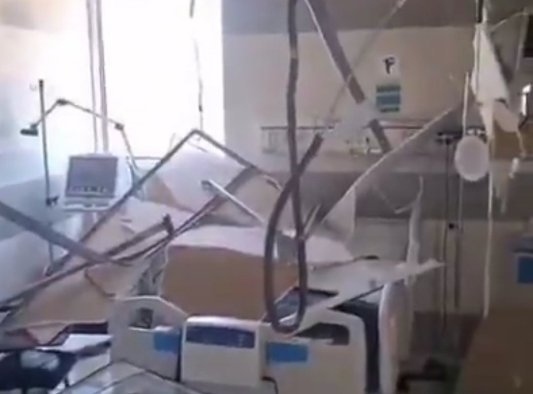 Serangan Israel menghantam Rumah Sakit Farabi di kota Kermanshah, Iran. (Foto: Tangkapan layar video/ Al Jazeera)