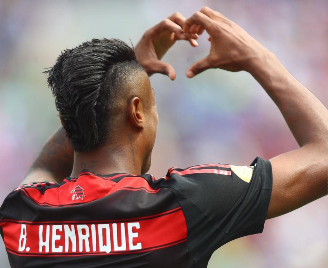 Selebrasi Henrique usai cetak gol dalam kemenangan Flamengo 3-1 atas Chelsea di Piala Dunia Antarklub FIFA 2025. (Foto: Instagram @flamengo)