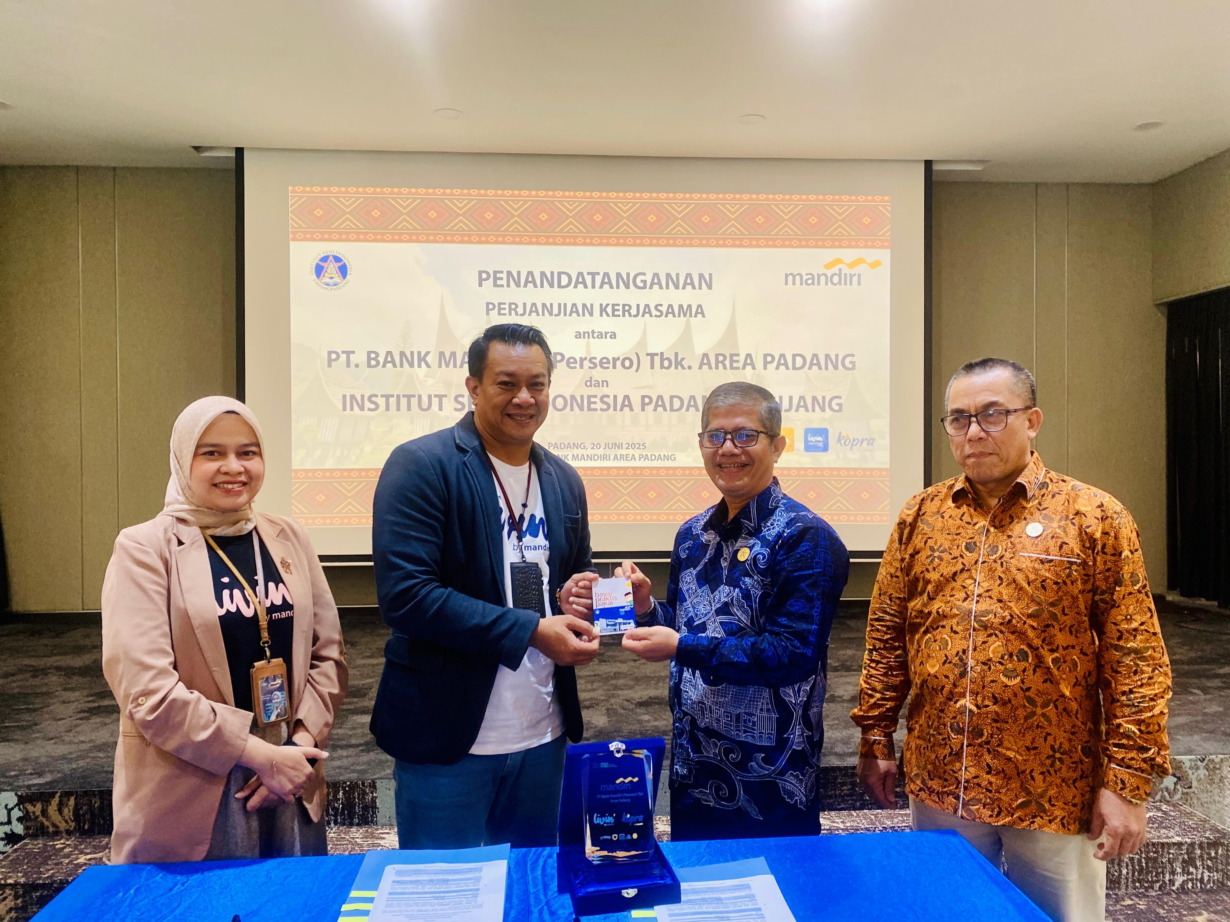 ISI Padangpanjang dan Bank Mandiri menjalin kerja sama untuk memperkuat sinergitas perbankan dan perguruan tinggi.
