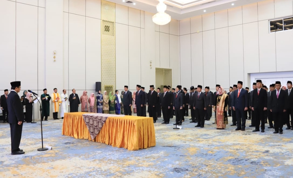 Menteri Agama Nasaruddin Umar melantik 45 pejabat pimpinan PTKN dan JPT Pratama di lingkungan Kemenag. (Foto: Humas Kemenag)