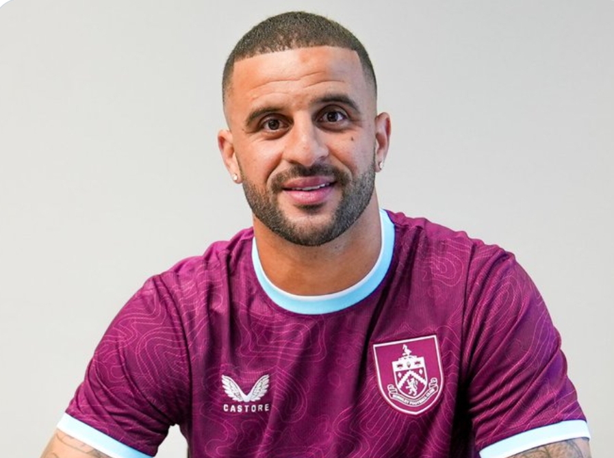 Kyle Walker resmi gabung Burnley dari Manchester City dengan kontrak 2 tahun. (Foto: Burnley)