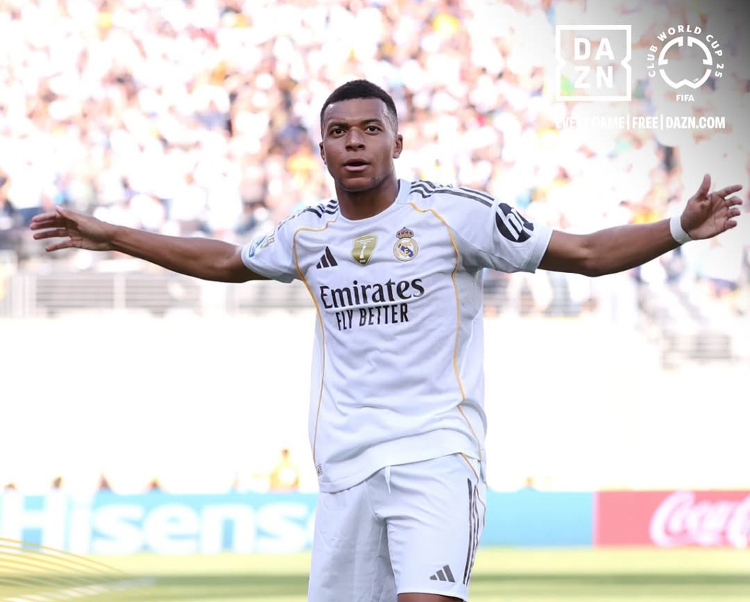 Kylian Mbappe cetak gol dengan tendangan akrobatik saat Real Madrid mengalahkan Dortmund 3-2. (Foto IG: @fifaclubworldcup)