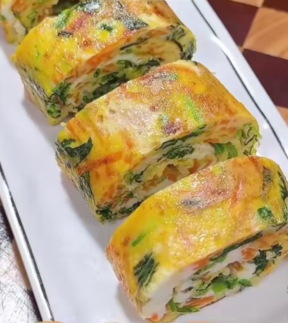 Resep dadar gulung sayur bergizi, solusi tepat atasi anak susah makan sayur. (Facebook&nbsp;Resep&nbsp;Bunda)