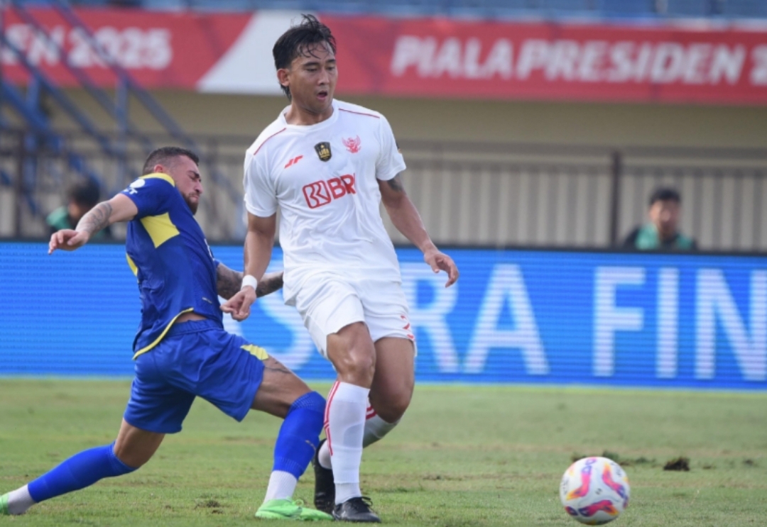 Duel Liga Indonesia All-Star melawan Arema FC di Piala Presiden 2025 berakhir imbang 2-2, di Stadion Si Jalak Harupat, Kabupaten Bandung, Selasa (8/7) malam.(Foto: LIB)